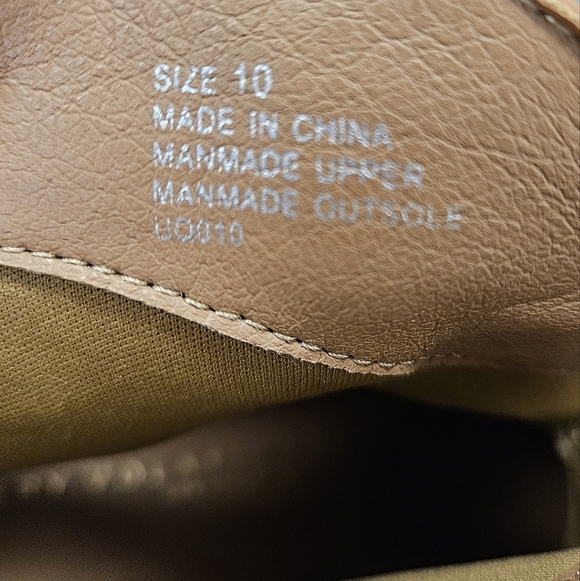 Volatile Taylor Beige Ankle Western Cowgirl Booties Womens NEW - Picture 4 of 8